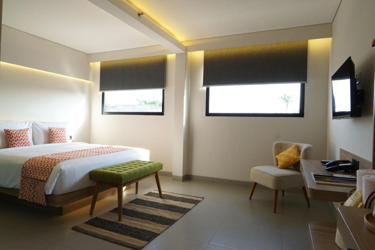 Qubika Boutique Hotel Tangerang Luaran gambar